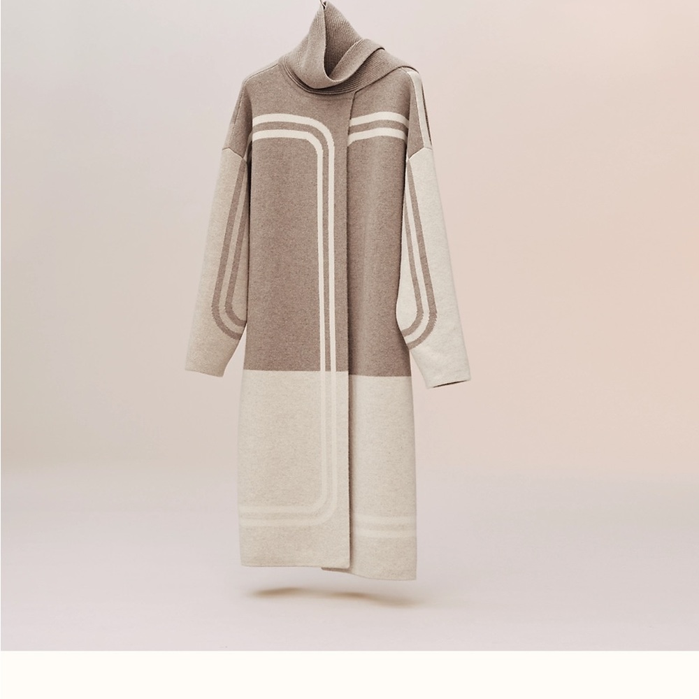 Hermes fall winter 2021 cashmere wrap coat USA 4